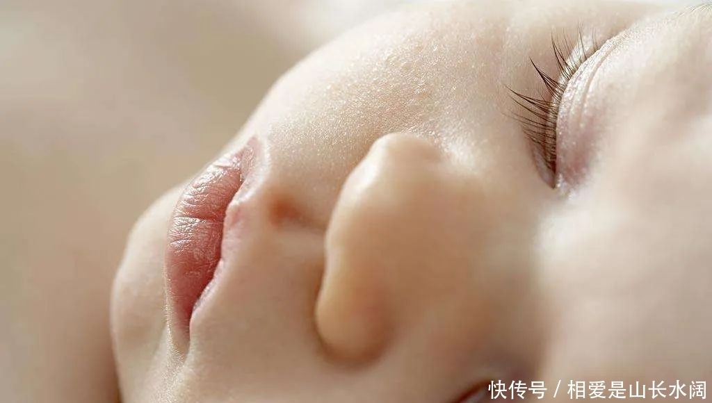 嘴巴|小儿推拿杨晓:宝宝嘴巴干燥起皮?如何通过小儿推拿和食疗调理?