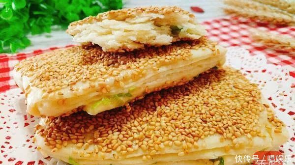 烧饼也能自己做,和面很关键,面软油酥香比买的还好吃