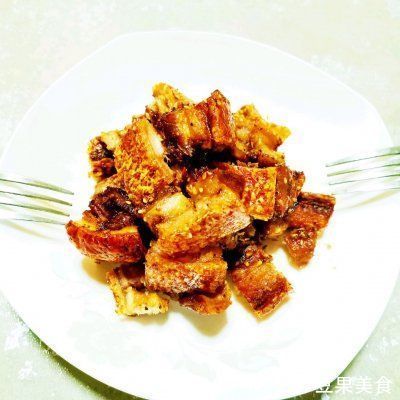 汤匙|告诉你3个诀窍，在家也能做出脆皮五花肉