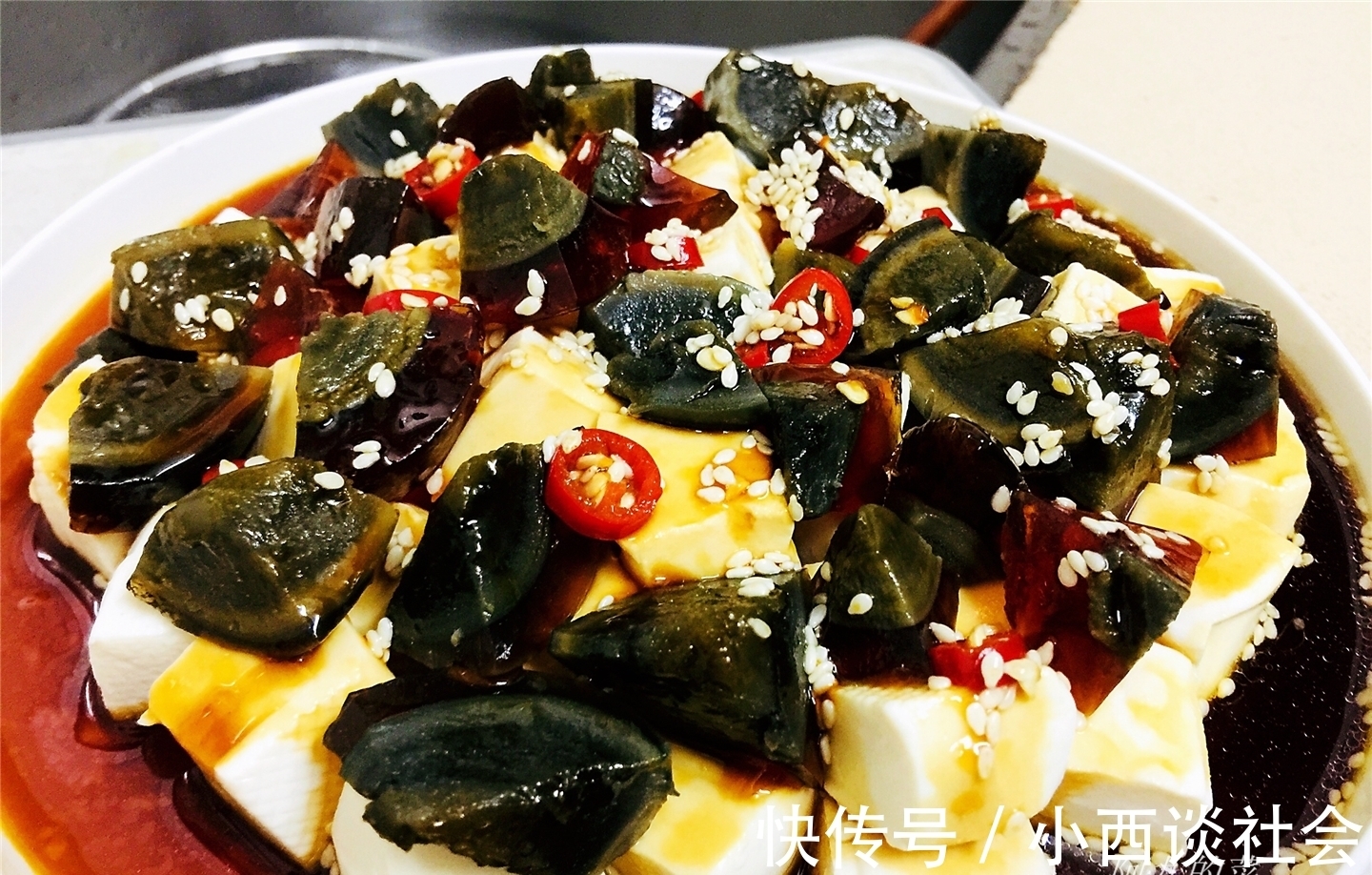 凉菜|入秋后,多吃这菜最好,增进食欲,清热又润燥,成本才几块钱