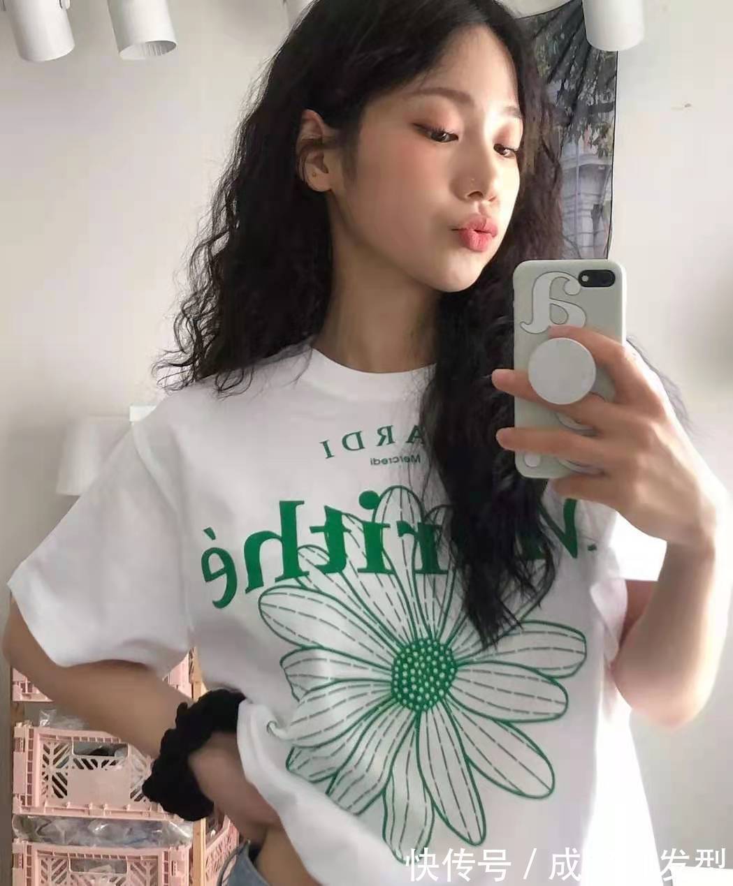 短发|2021年流行发型来了,准备做发型了解一下,直发卷发时髦色都有