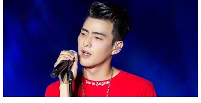 麦亨利|《披荆斩棘的哥哥》正式官宣，海报暴露咖位，33位男星人气差距大