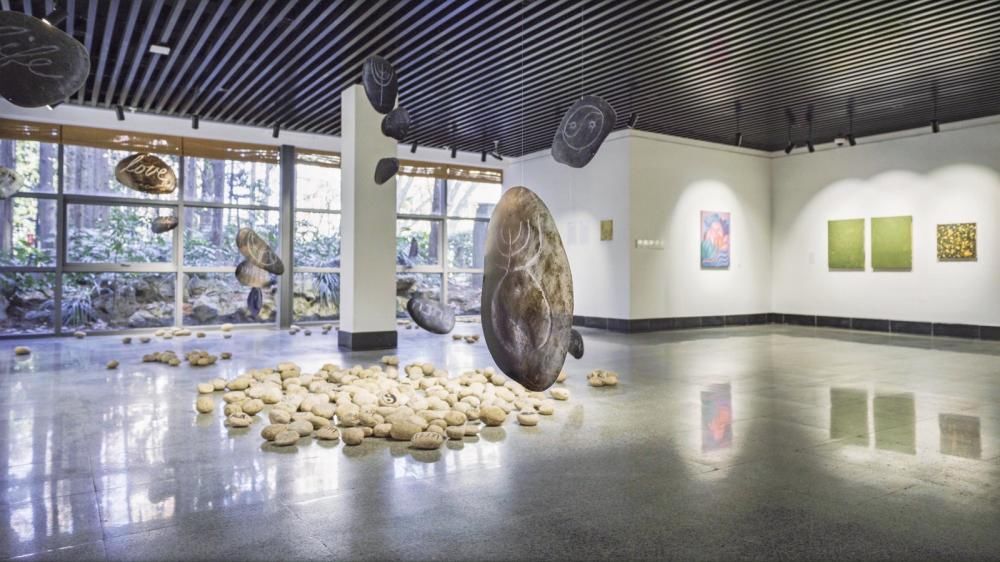 艺术馆!美术馆里,有一间女性艺术阅读的专属“房间”