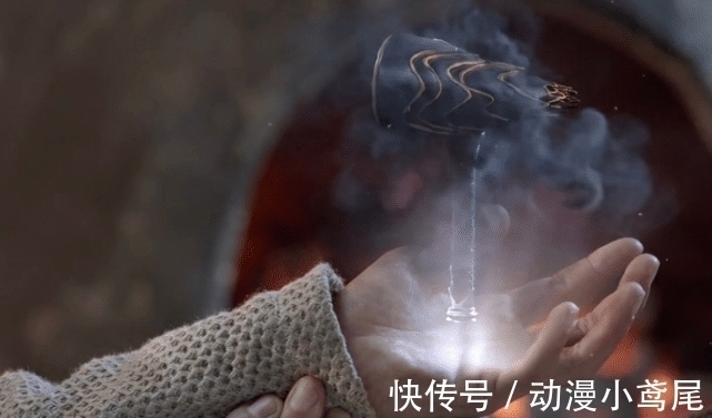 比比东|斗罗大陆剧版魂环展示,封号斗罗因为魂环太多,身上都塞不下了