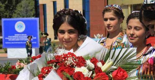 中亚五国|亚洲小国本实行一夫一妻制,一场战争后实行一夫多妻制,国人赞同