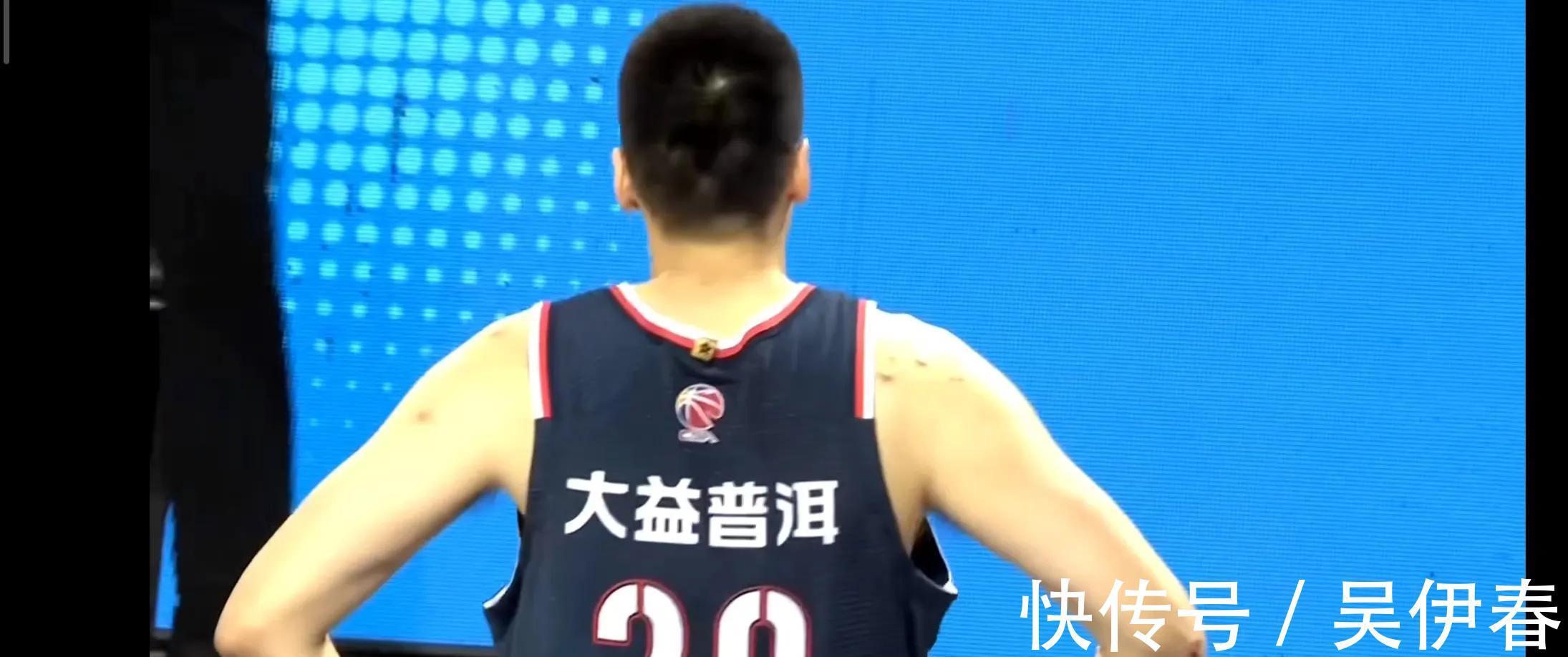cb青岛队真惨!打广东连损2大将,8倍镜还原易建联任骏飞伤人情景