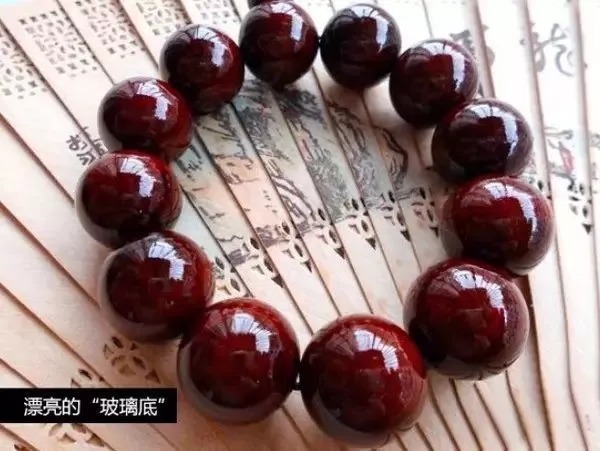 精髓|“亮了盘,涩了放”,小叶紫檀盘玩的精髓1分钟掌握!