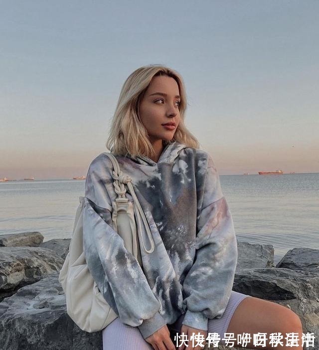 发型 从利落造型到飘逸浪漫,用发型创造风格变化,这3款推荐给你