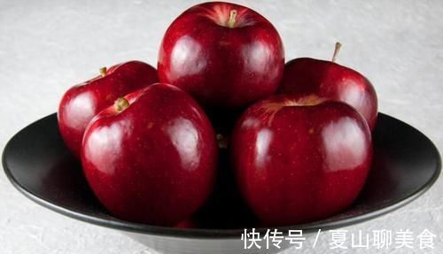晚上吃苹果,对身体伤害有多大?吃苹果4大误区,为健康早知晓