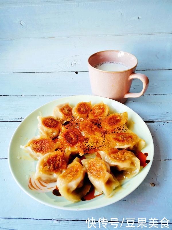 小技巧|第一次做冰花煎饺就能成功的秘诀,就在于这几个小技巧