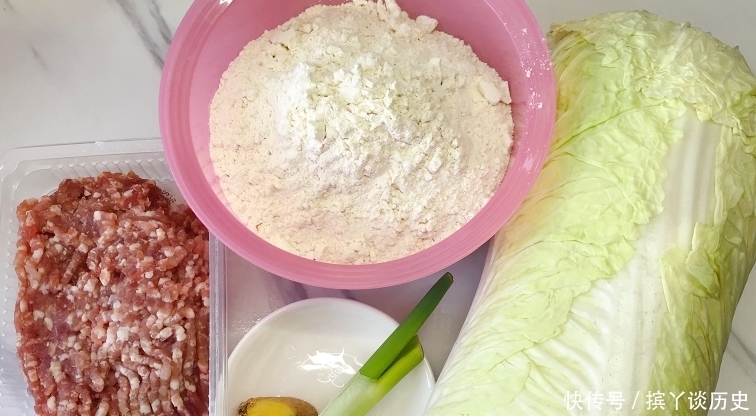 拌饺子馅,先调味还是后调味?做对了,饺子鲜嫩多汁,入味还不腥