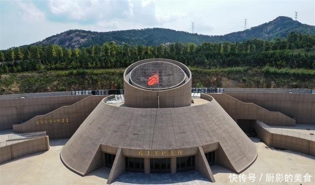 杨子荣|侦察英雄杨子荣后代怎样了过继儿子依然健在,三代当兵报效国家