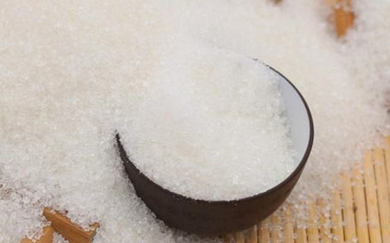 清晨吃1鸡蛋，一家四口全住院，吃鸡蛋的3个禁忌，别总当玩笑