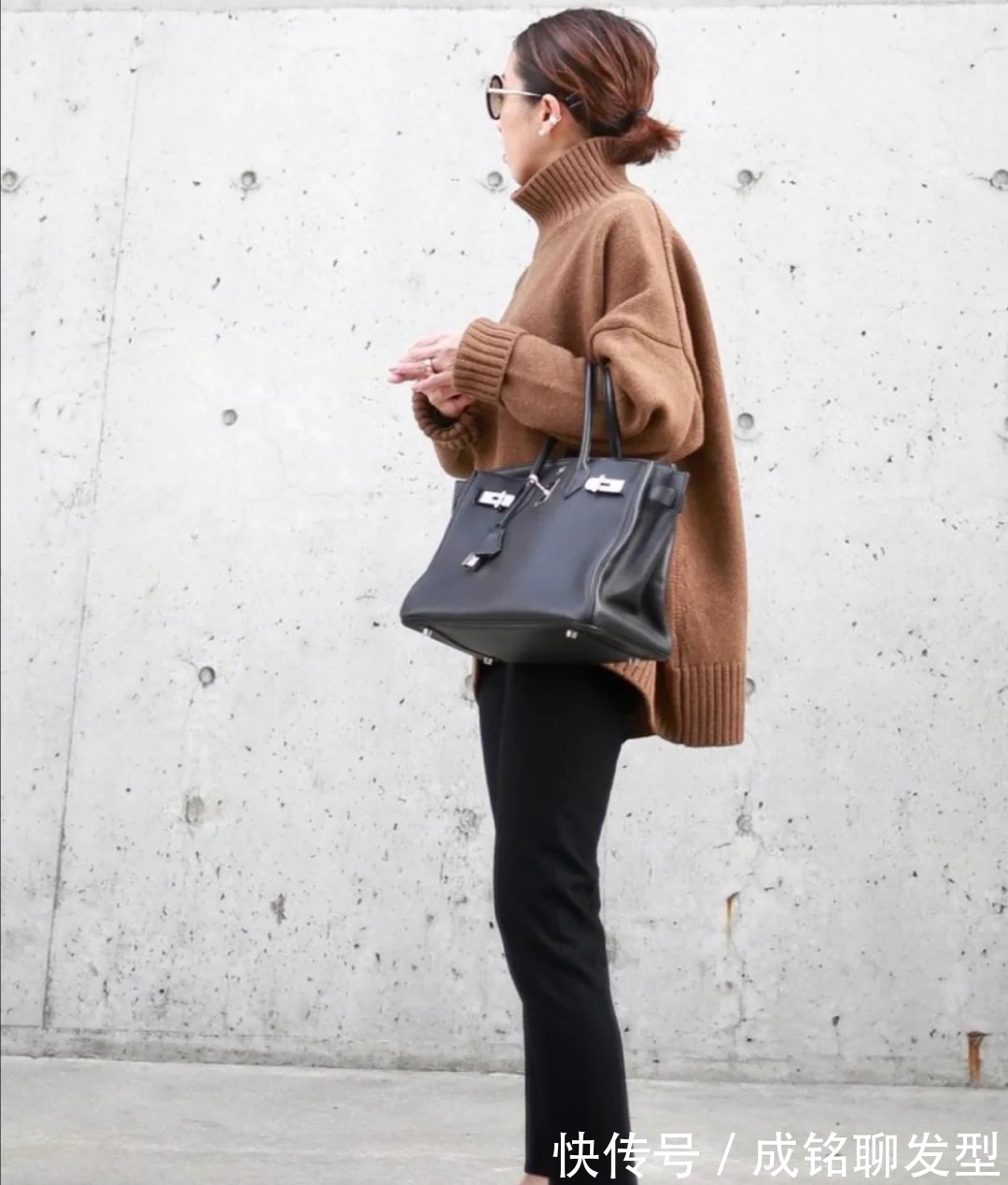 领口|五十岁女人不能错过的毛衣穿搭,简约却不简单,保暖大气显格调