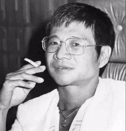 家庭|倪匡身高1.64米,初中毕业,事业家庭双收,这辈子不要太爽哦