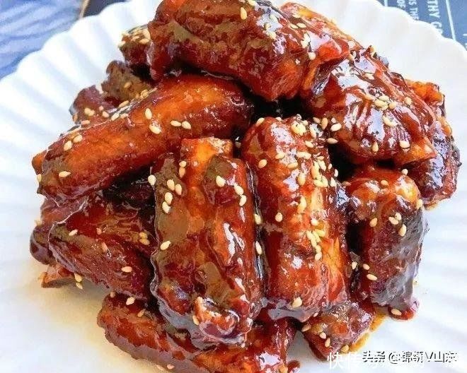 吃一次就不忘的13道家常菜，材料步骤简单，节假日待客不再怂