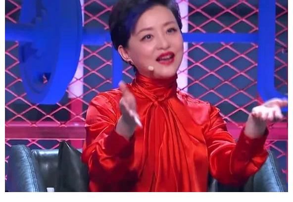 領(lǐng)笑員|謝娜唯獨(dú)沒給呼蘭拍燈，網(wǎng)友呼吁：請(qǐng)謝娜離開脫口秀舞臺(tái)