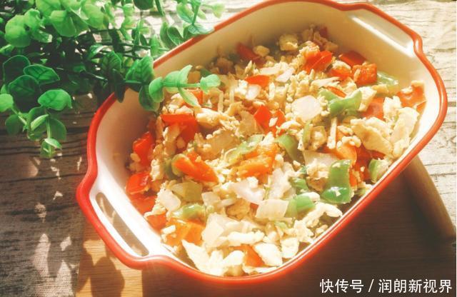 青红辣椒|谁说鸡胸肉没有味道跟辣椒一起炒,香辣下饭