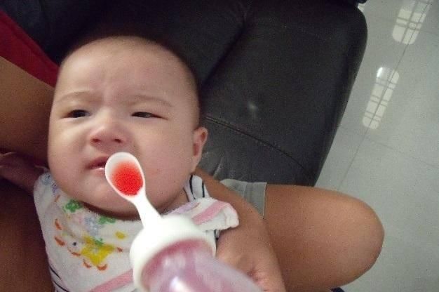 辅食|娃每次只吃婆婆熬的粥,宝妈偷尝后大发雷霆这种东西怎么能吃