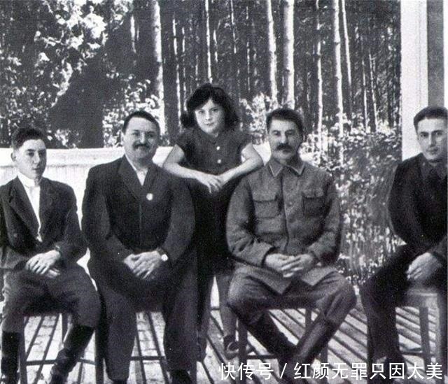 斯维特兰娜|斯大林死后,他的女儿为何选择加入美国女儿临死前道出实情