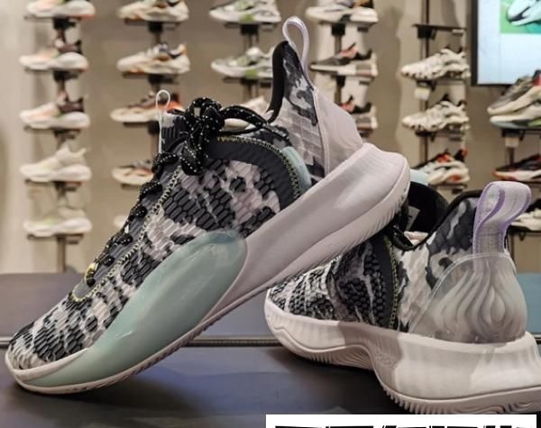 轻骑兵 安踏轻骑兵6代配置如何 轻骑兵6代价格多少