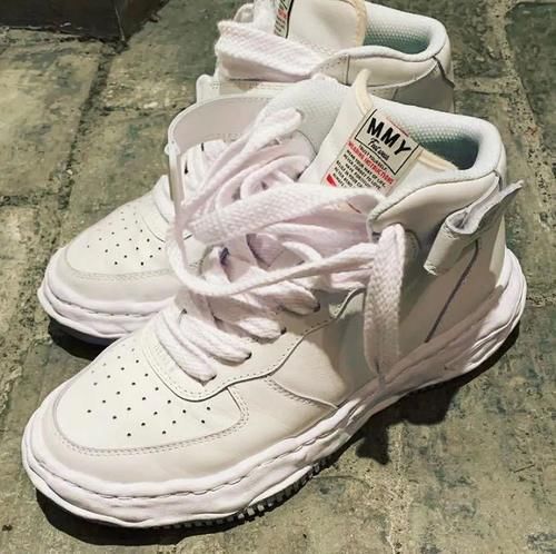 这双“ Nike ”，溶解