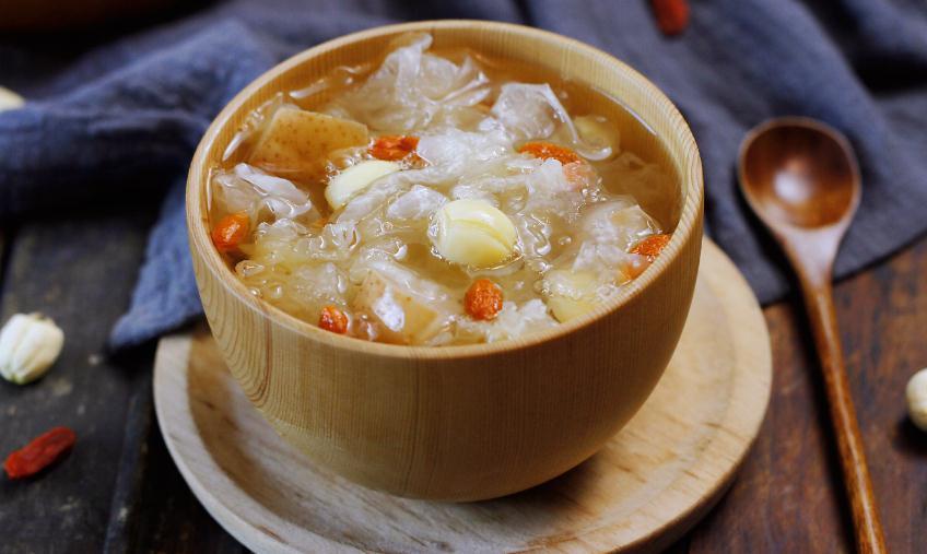 冬天到了，买菜时记住“4买3不买”，买对做菜更好吃，营养高