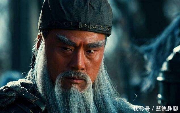 就算|关羽的刀重82斤,就算人能拿动马也不行啊?你想错了。