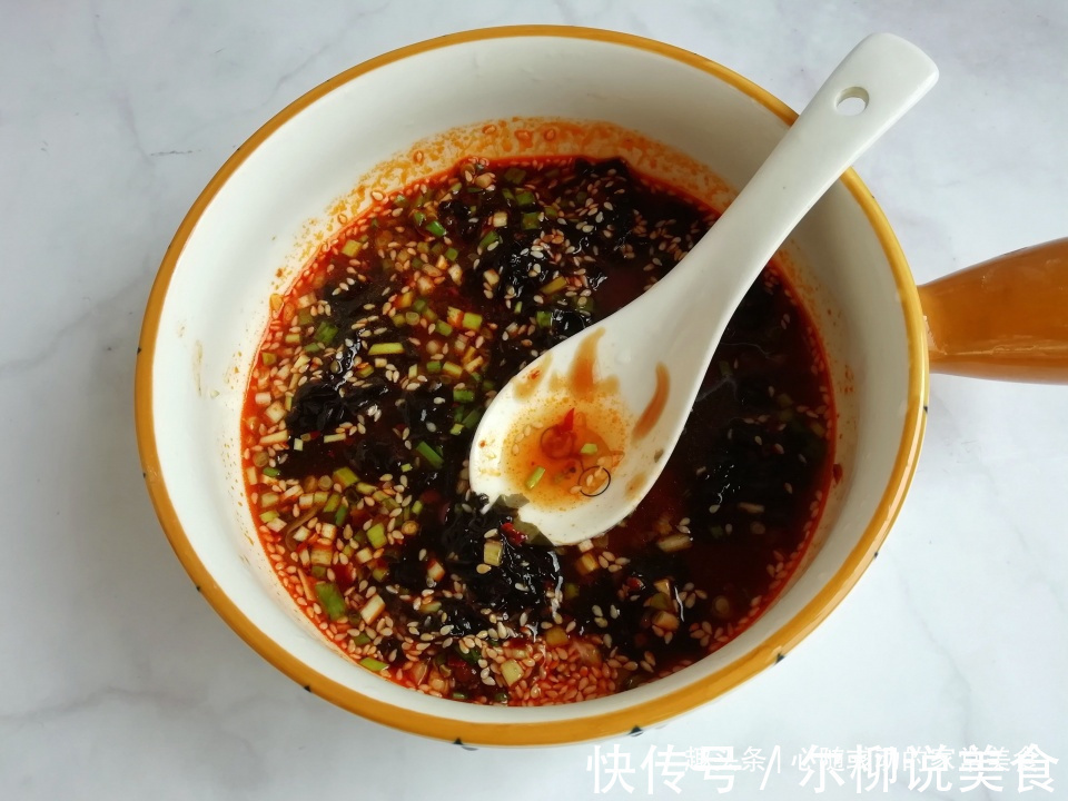 一人午餐我爱这么做，5分钟能搞定，比点外卖快，比方便面健康