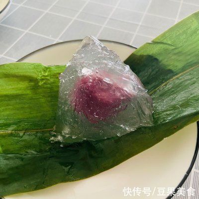 水晶粉|妈妈最拿手的#舌尖上的端午#水晶粽子，被我偷学到了