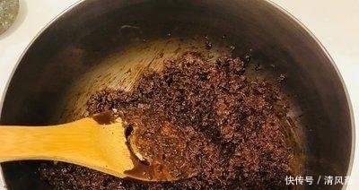 巧克力饼干别再买着吃了,不用水不用油,而且不用烤,在家就能做