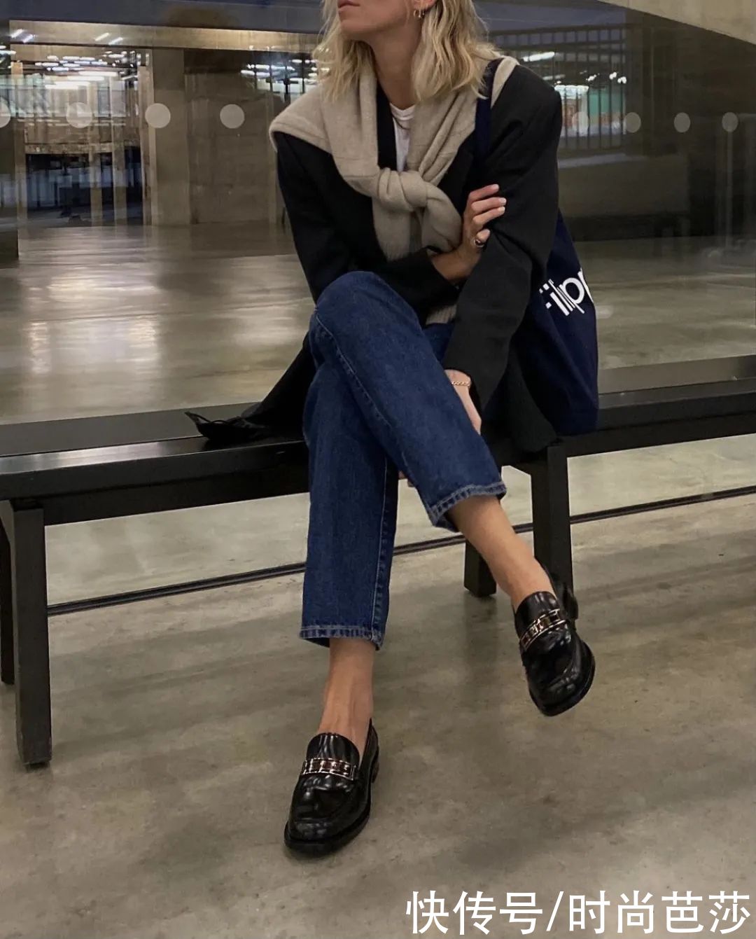 别再说穿毛衣土了，那是因为你不会穿