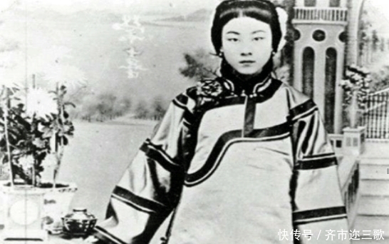 私奔|他帮助皇帝复辟王朝，妻子却和自己的副官私奔，还曝出他一恶习