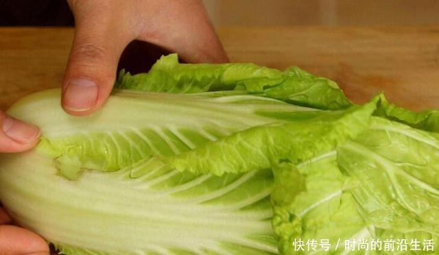 我家年夜饭必备的一道菜“花开富贵”,寓意富贵吉祥,好吃好看