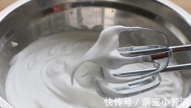 面糊|别再用电饭煲做蛋糕,教你平底锅做,简单0失败,咬一口就停不下