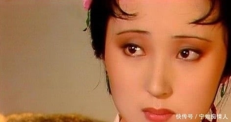 薛蟠|王熙凤为什么忌惮表妹宝钗,更喜黛玉?真正原因她没脸说