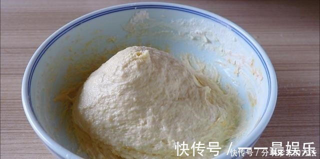 自从面食学会这样做，再也不蒸馒头了，全程手不碰面，简单又好吃