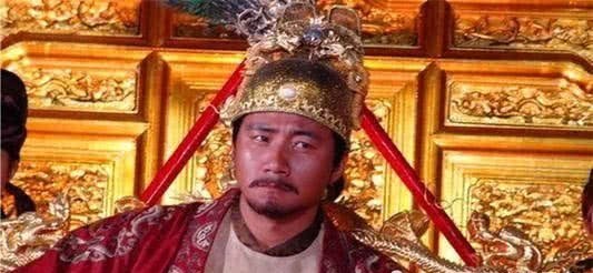 大臣|朱元璋写诗,前两句:大臣们偷笑,后两句:惊得瞠目结舌