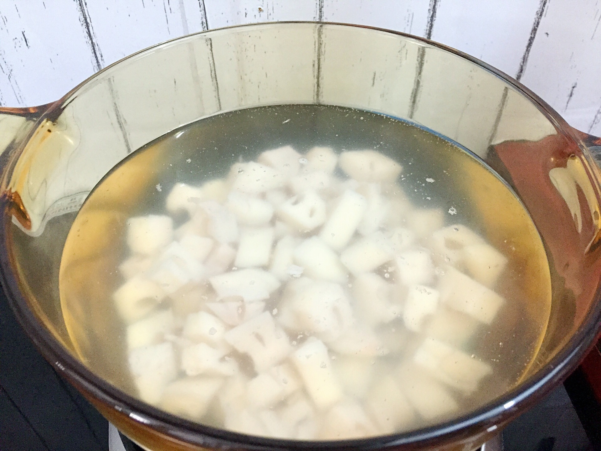 糖醋藕丁开胃爽口,做法简单,轻松完成一道下酒菜!