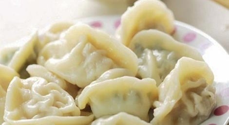 煮饺子时加点“料”，不破皮不粘连，还熟得快！