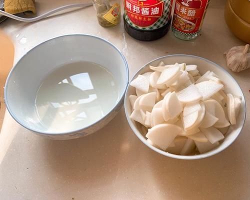 腌萝卜|又到了腌萝卜的季节，开胃爽口小菜，教你在家做，干净卫生无添加
