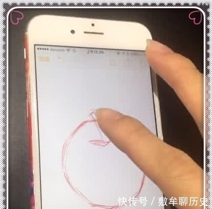 画画&看到美术生画画,一开始以为是个“青铜”最后却是个“王者”