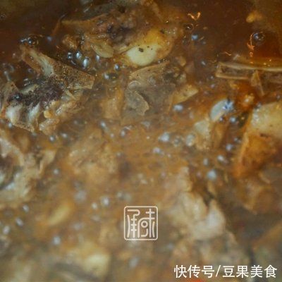  开胃解腻甜甜蜜蜜过新年，百香果烧排骨，一盘可不够