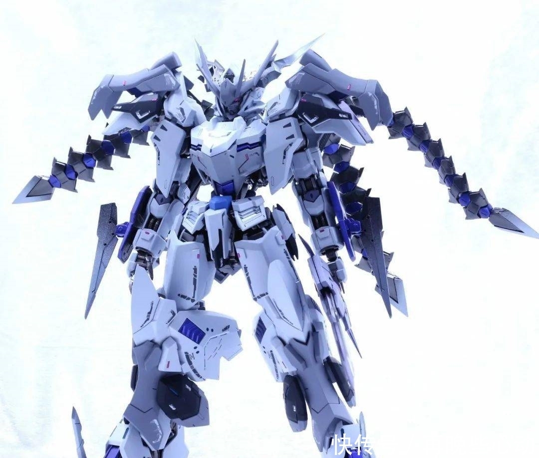 骑士|MG巴巴托斯苍白骑士造型大改造,绝了