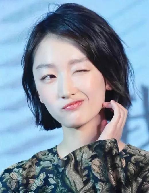 长发|女生脸上有这3个“特征”,就剪掉你的长发吧,短发更适合你