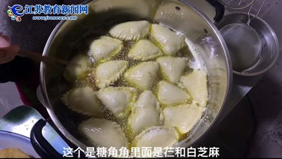  西北汉子出细活，看这位大学生的“美食拜年”（图）