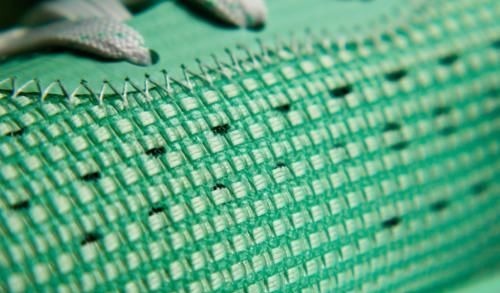 实战 罕见没有被贩子炒上天的国产实战!为何它200多就能入手?