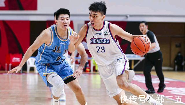 三分|CBA排名大乱！广厦连胜被破，李春江闷声发财，21记三分射穿首钢