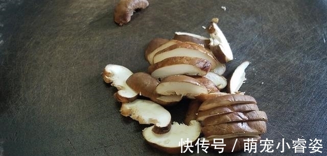 日本豆腐|豆腐炖鱼这样做，营养美味又好吃，出锅香味四溢，做法超简单