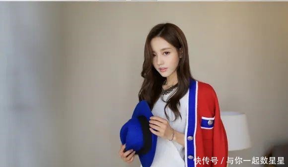 华丽|美女鉴赏:秋日华丽简约圆领针织衫